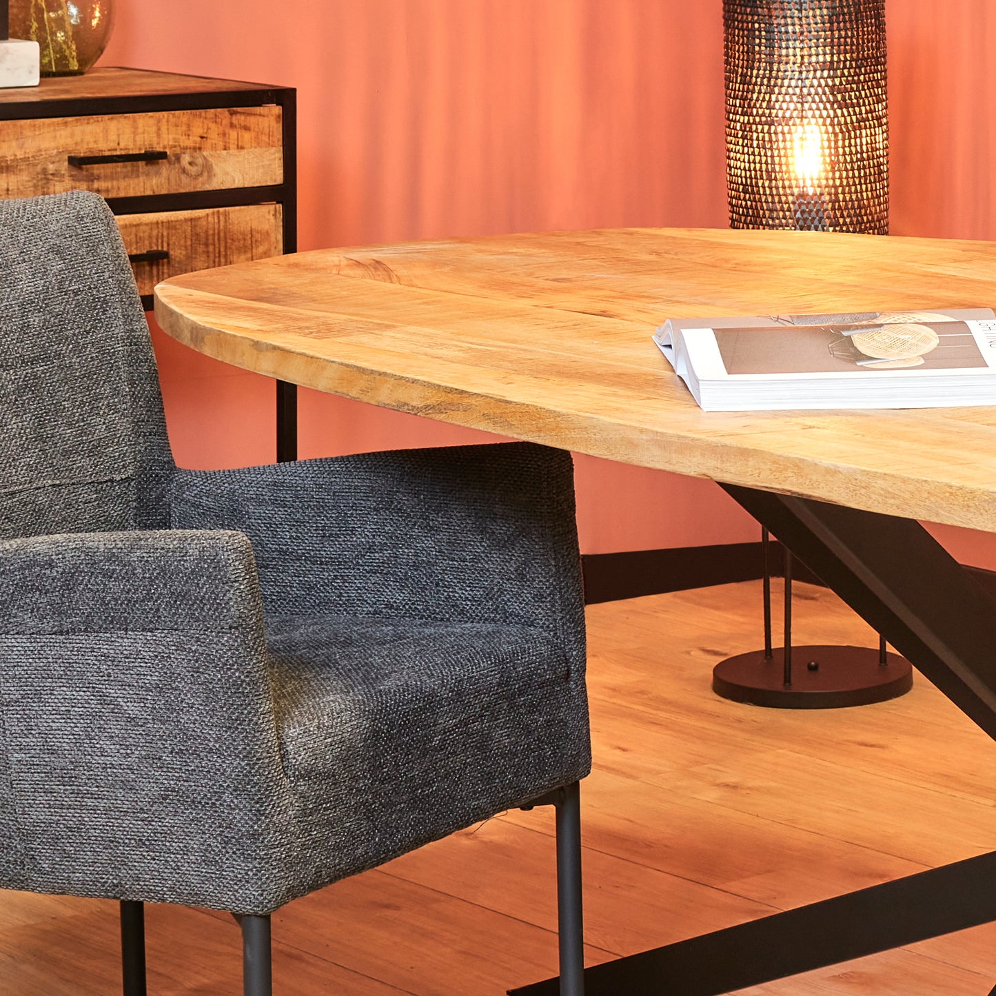 Eettafel Deens Ovaal | 200cm | Mangohout