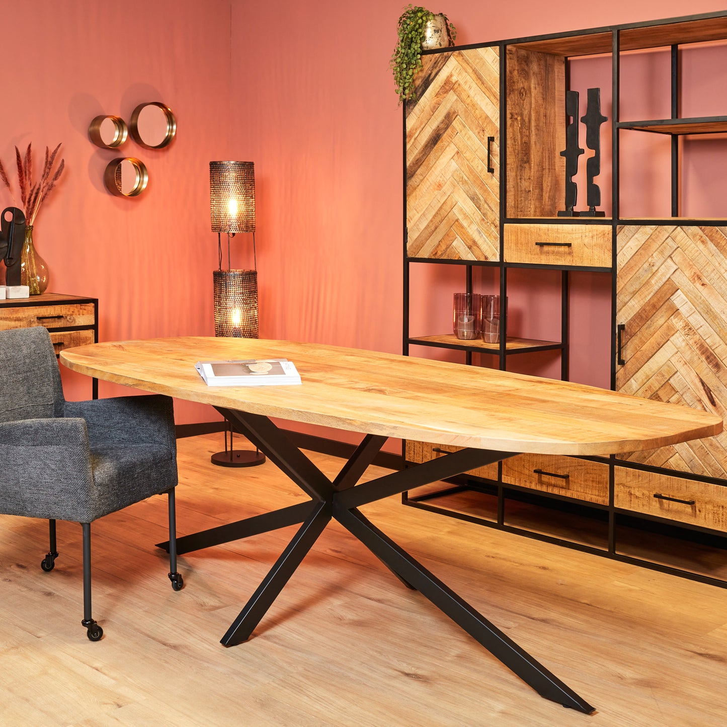 Eettafel Deens Ovaal | 200cm | Mangohout