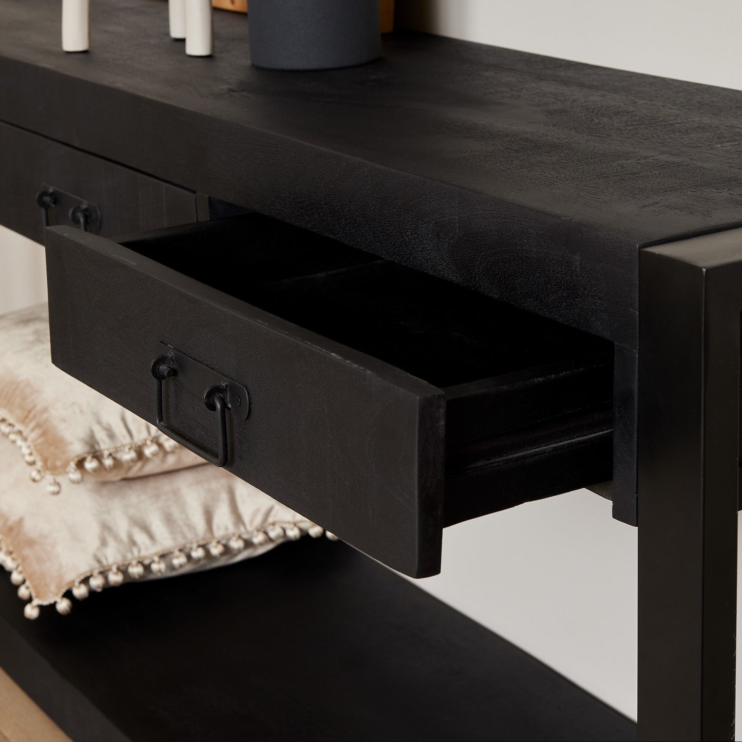 Zwarte Sidetable Brooklyn Black | 180cm